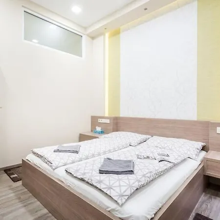 Szalag Utca 6 Flat Castle District *