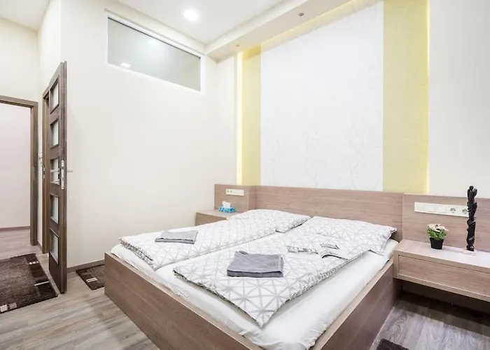 Szalag Utca 6 Flat Castle District *