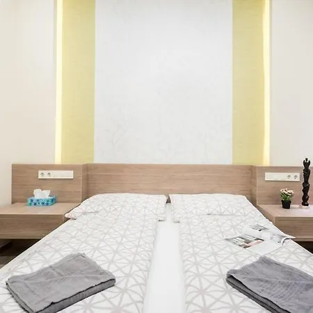 Szalag Utca 6 Flat Castle District Apartment